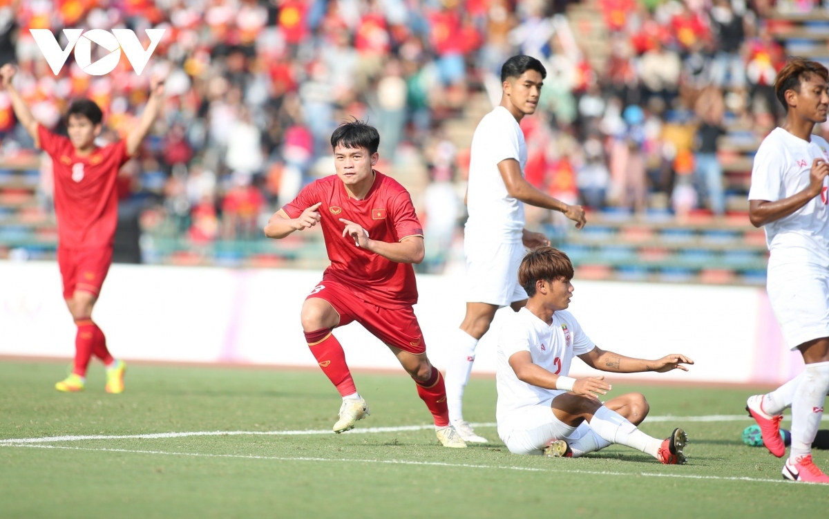 SEA Games 32: U22 Vietnam defeat U22 Myanmar 3-2, win bronze